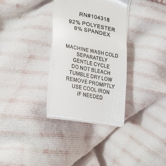 DEREK HEART Trendy Peekaboo T-Shirt - Picture 7 of 7